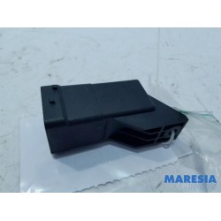 Opel - Vivaro - Glow plug relay