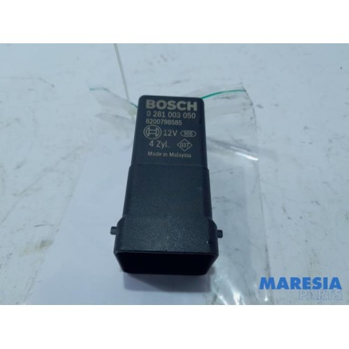 Opel - Vivaro - Glow plug relay