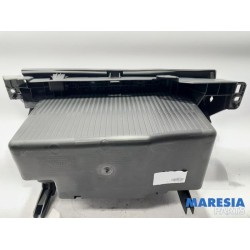 Opel - Vivaro - Glovebox