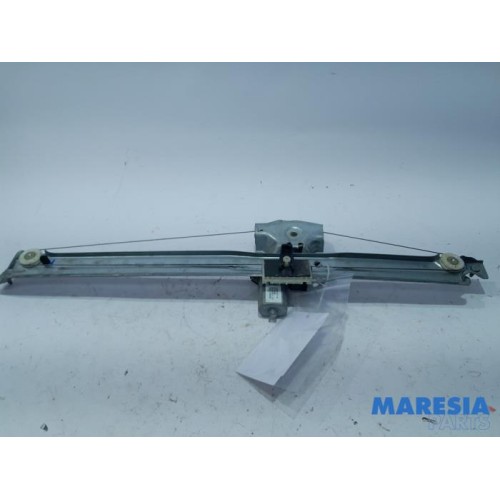 Opel - Vivaro - Window mechanism 2-door, front right