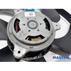 Opel - Vivaro - Fan motor