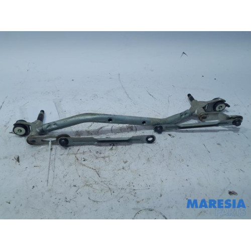 Citroen - DS3 - Wiper mechanism