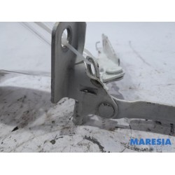 Citroen - DS3 - Bonnet Hinge
