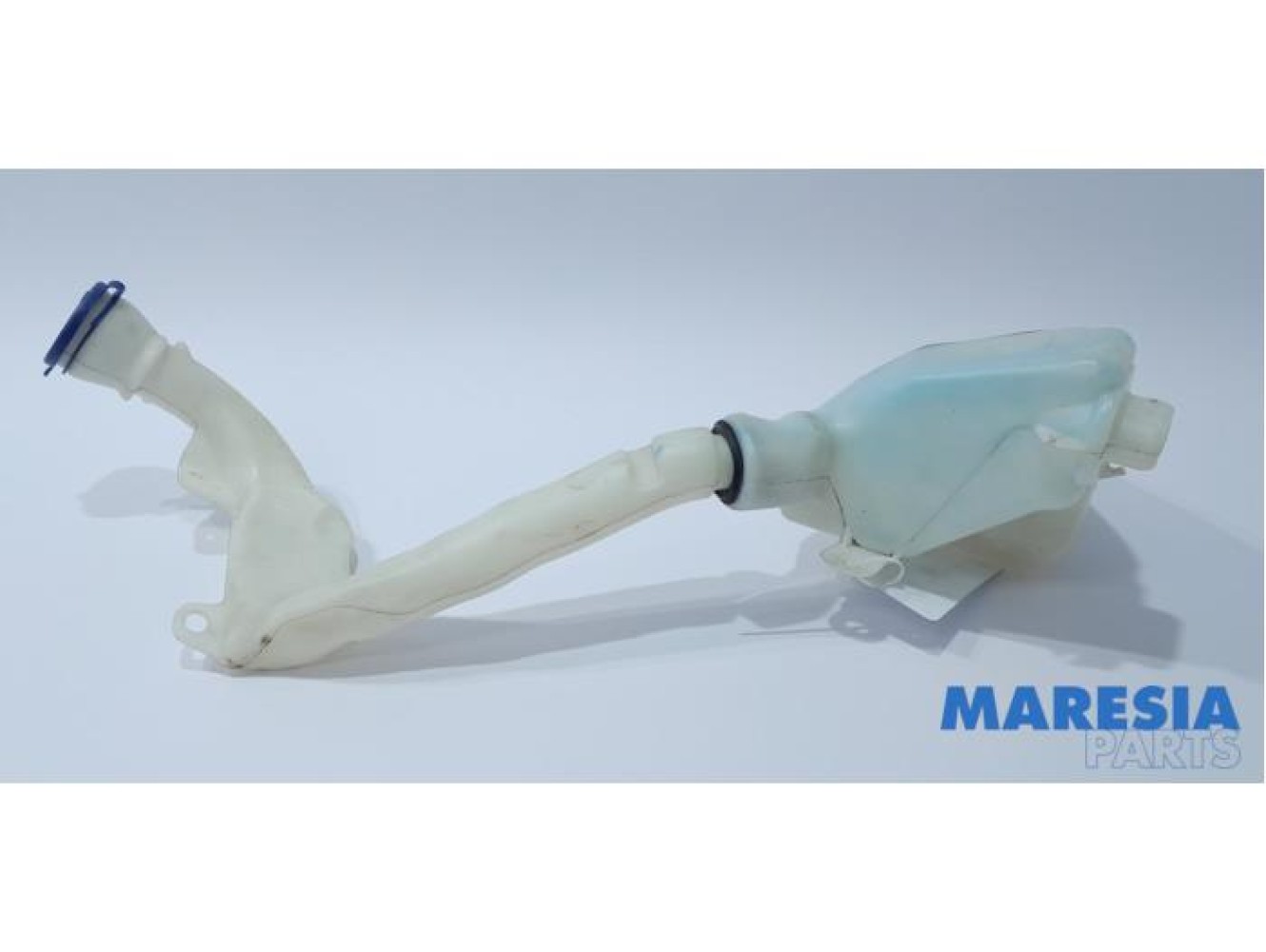 Citroen - DS3 - Front windscreen washer reservoir