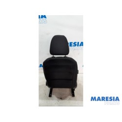 Peugeot - 308 - Sitz links