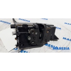 Peugeot - 308 - Front door lock mechanism 4-door, right