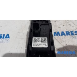 Peugeot - 308 - Multi-functional window switch