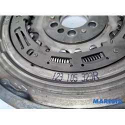 Renault - Captur - Flywheel