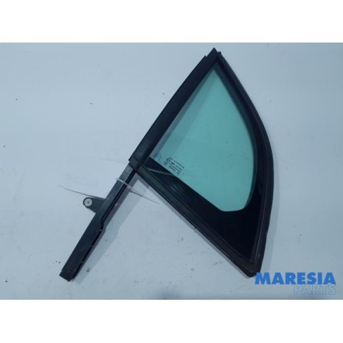 Citroen - DS3 - Quarter light, front right
