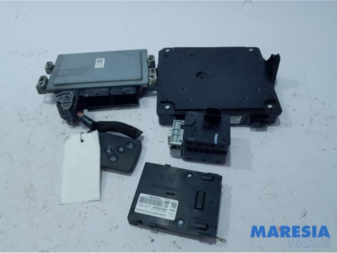 Renault - Scenic - Engine management computer