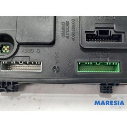 Renault - Scenic - Engine management computer