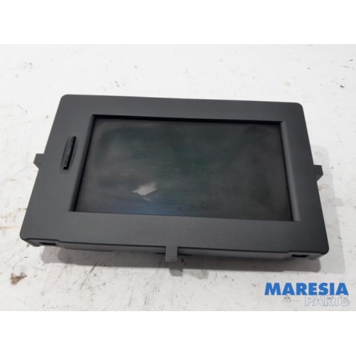 Renault - Scenic - Navigatie Display