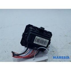 Renault - Scenic - Heater resistor