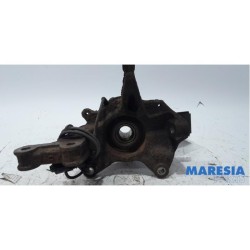 Renault - Scenic - Knuckle, front right