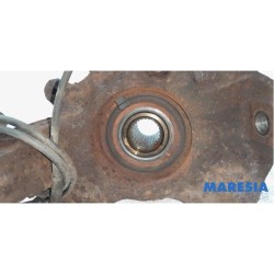 Renault - Scenic - Knuckle, front right
