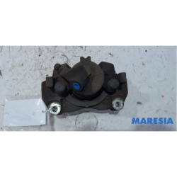 Renault - Scenic - Front brake calliper, left