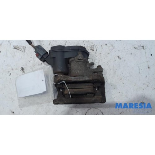 Renault - Scenic - Rear brake calliper, left
