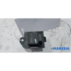Renault - Scenic - Cooling fan resistor