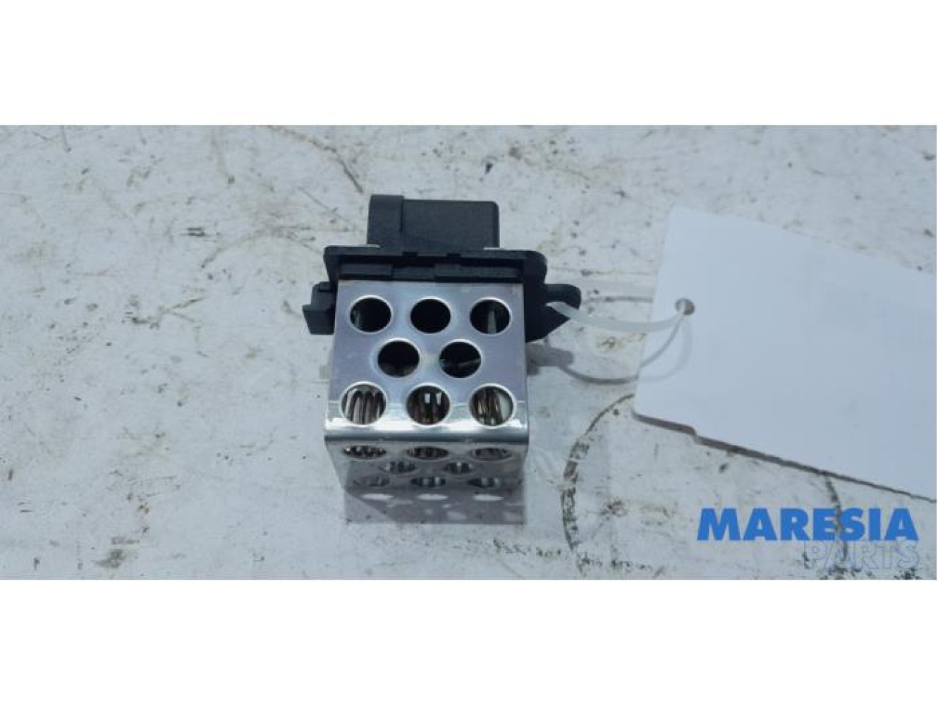 Renault - Scenic - Cooling fan resistor