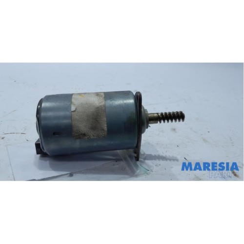 Peugeot - 3008 - Camshaft adjuster