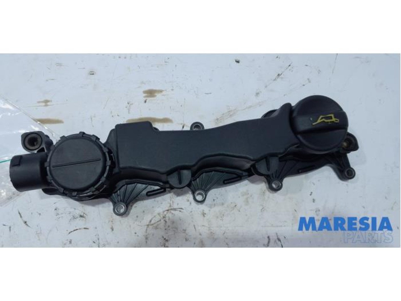 Peugeot - 5008 - Rocker cover
