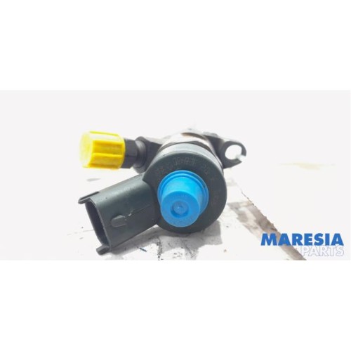 Peugeot - 5008 - Injector (diesel)