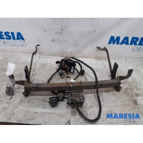 Peugeot - Expert - Towbar
