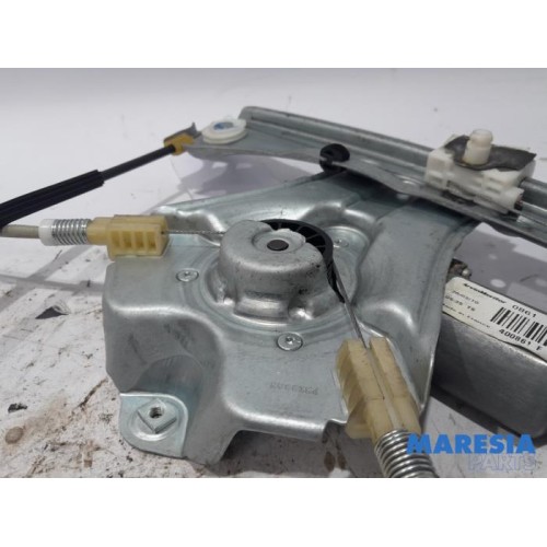 Renault - Clio - Window mechanism 4-door, front right