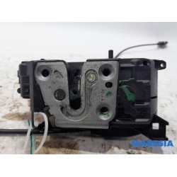 Renault - Clio - Rear door lock mechanism 4-door, left