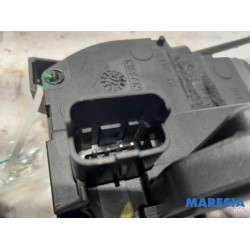 Renault - Clio - Deurslot Mechaniek 4Deurs rechts-achter