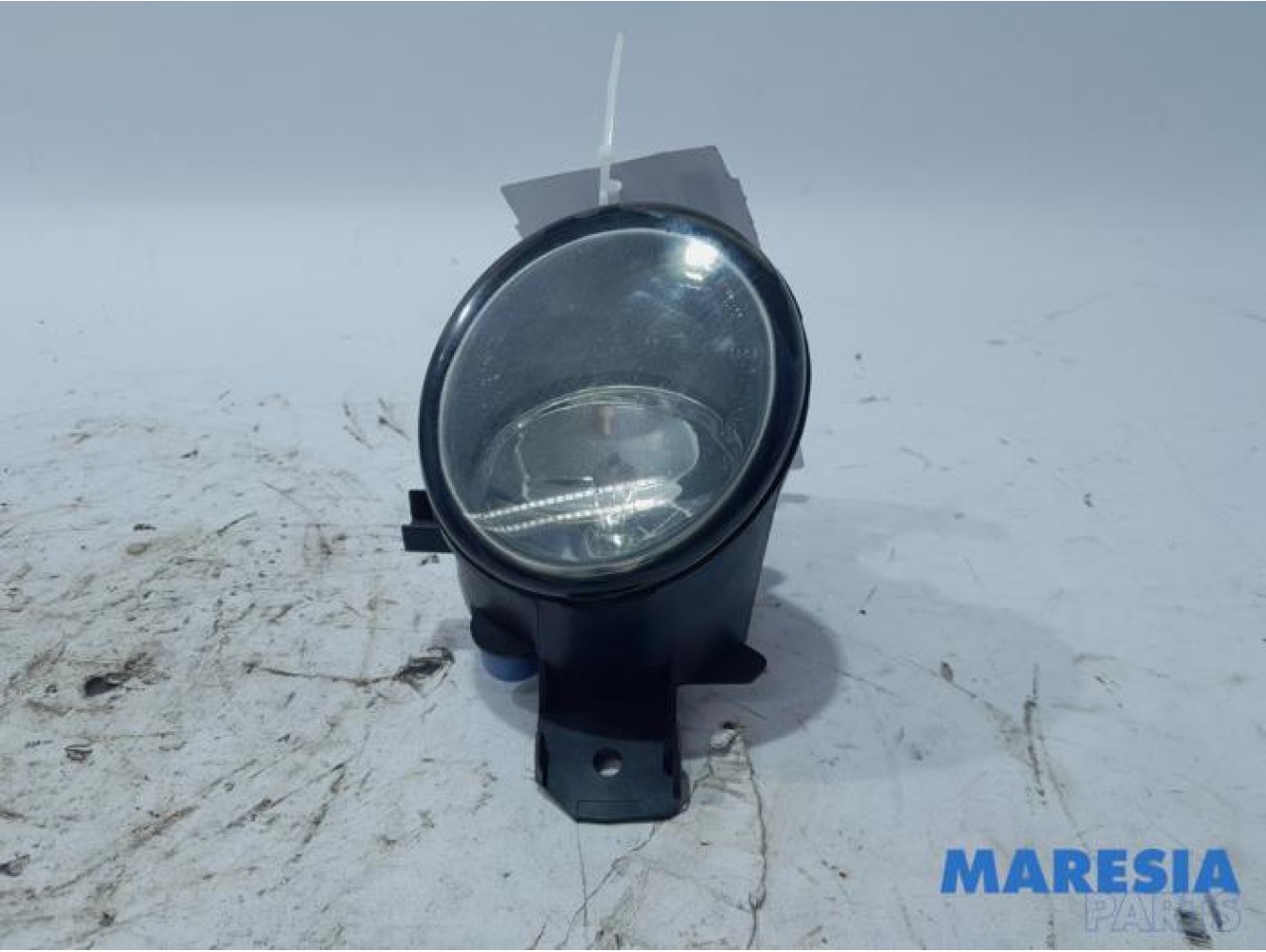 Renault - Clio - Fog light, front left