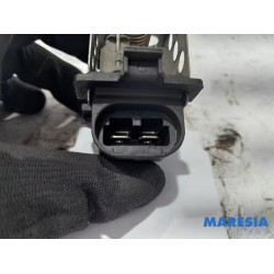 Renault - Clio - Cooling fan resistor