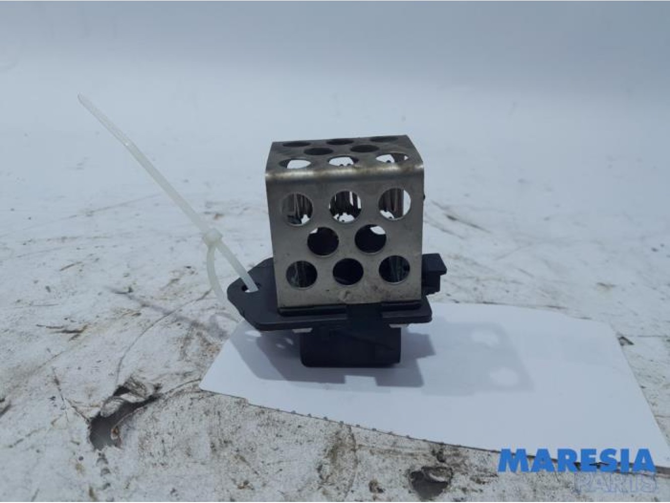Renault - Clio - Cooling fan resistor