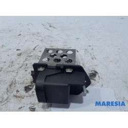 Renault - Clio - Cooling fan resistor