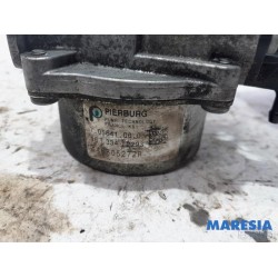 Renault - Megane - Vacuum pump (diesel)
