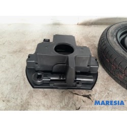 Citroen - C3 - Krikset + reservewiel