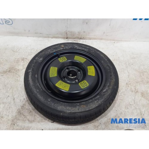 Citroen - C3 - Krikset + reservewiel