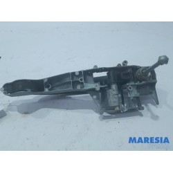 Peugeot - Expert - Portiergreep 2Deurs links