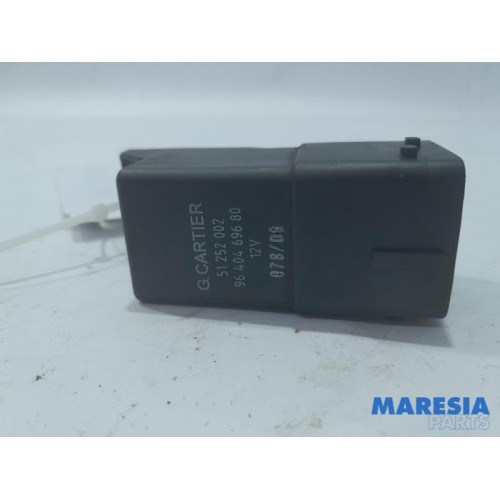 Peugeot - Expert - Glow plug relay