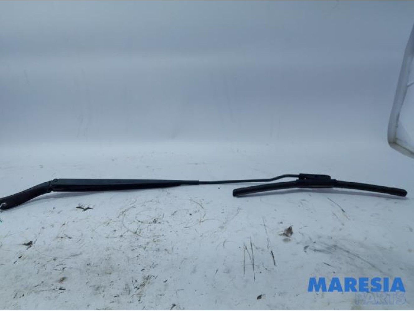 Citroen - C3 - Front wiper arm