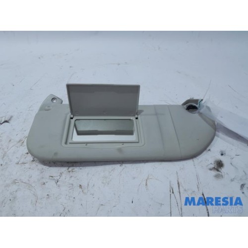 Citroen - C3 - Sun visor