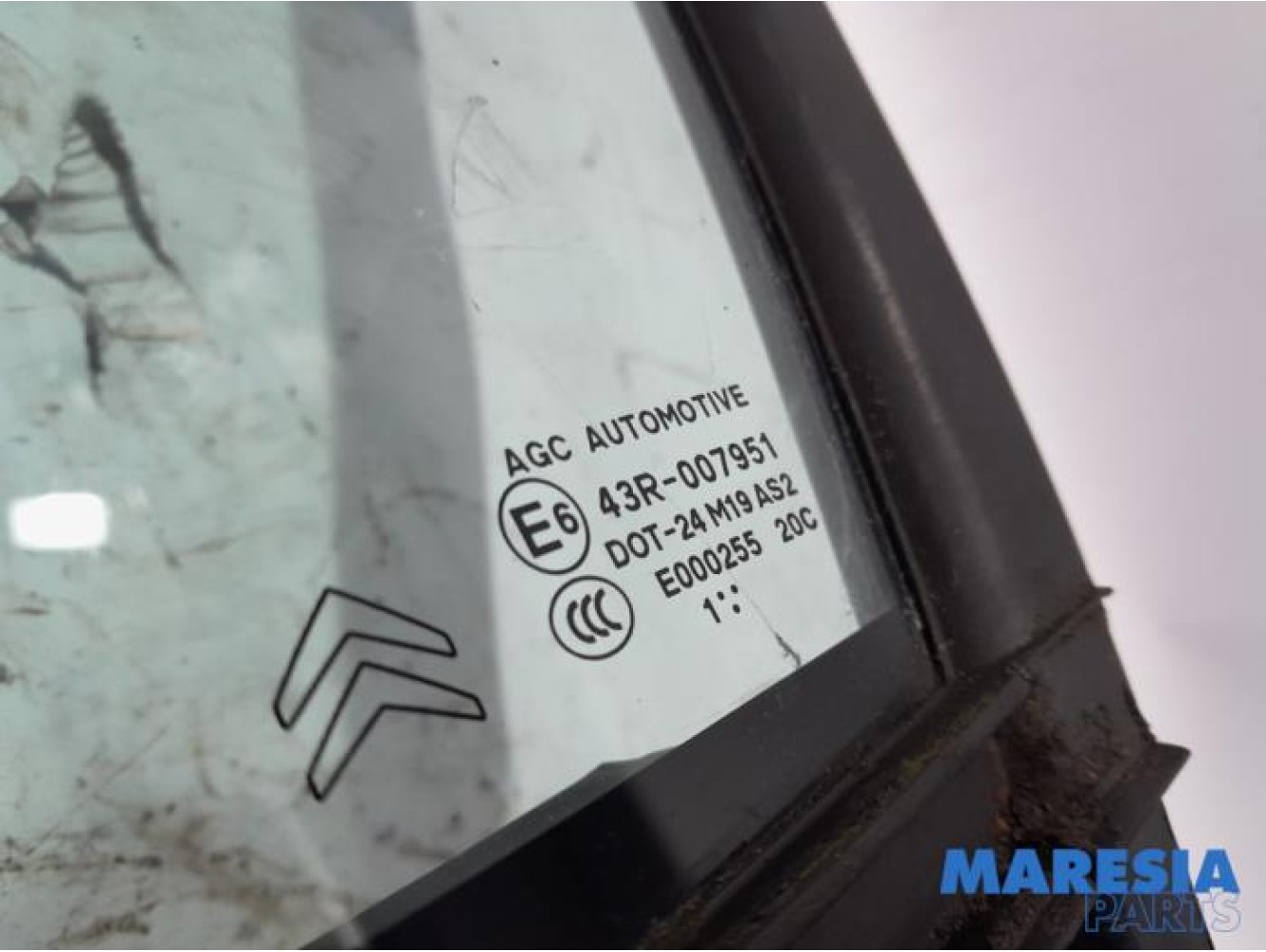 Citroen - C3 - Vitre triangulaire avant gauche