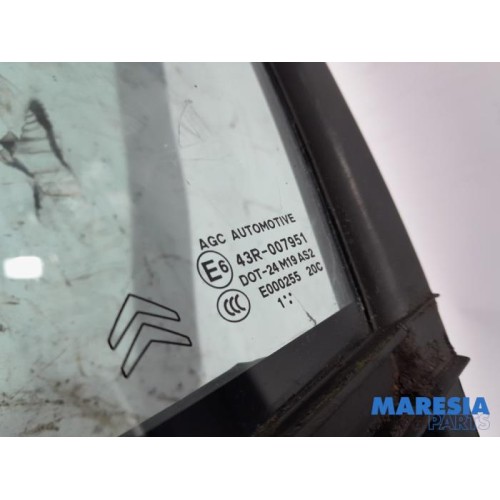 Citroen - C3 - Quarter light, front left