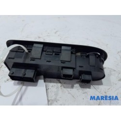 Citroen - C3 - Multi-functional window switch