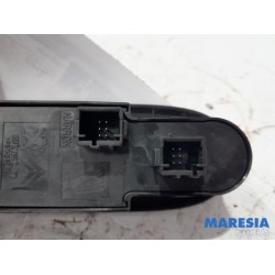 Citroen - C3 - Multi-functional window switch