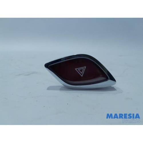 Citroen - C3 - Panic lighting switch