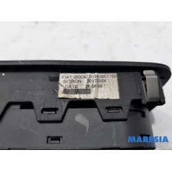 Alfa Romeo - Mito - Multi-functional window switch