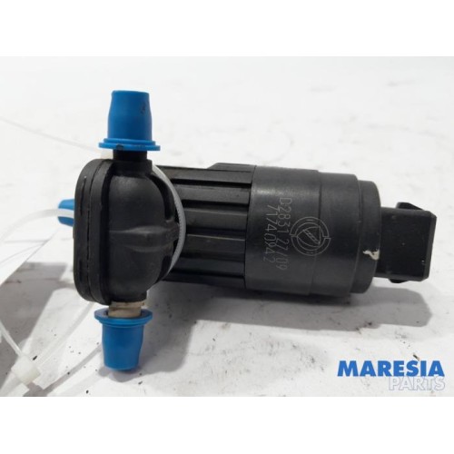 Alfa Romeo - Mito - Windscreen washer pump