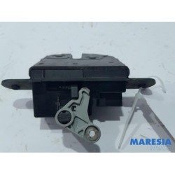 Fiat - Doblo - Tailgate lock mechanism