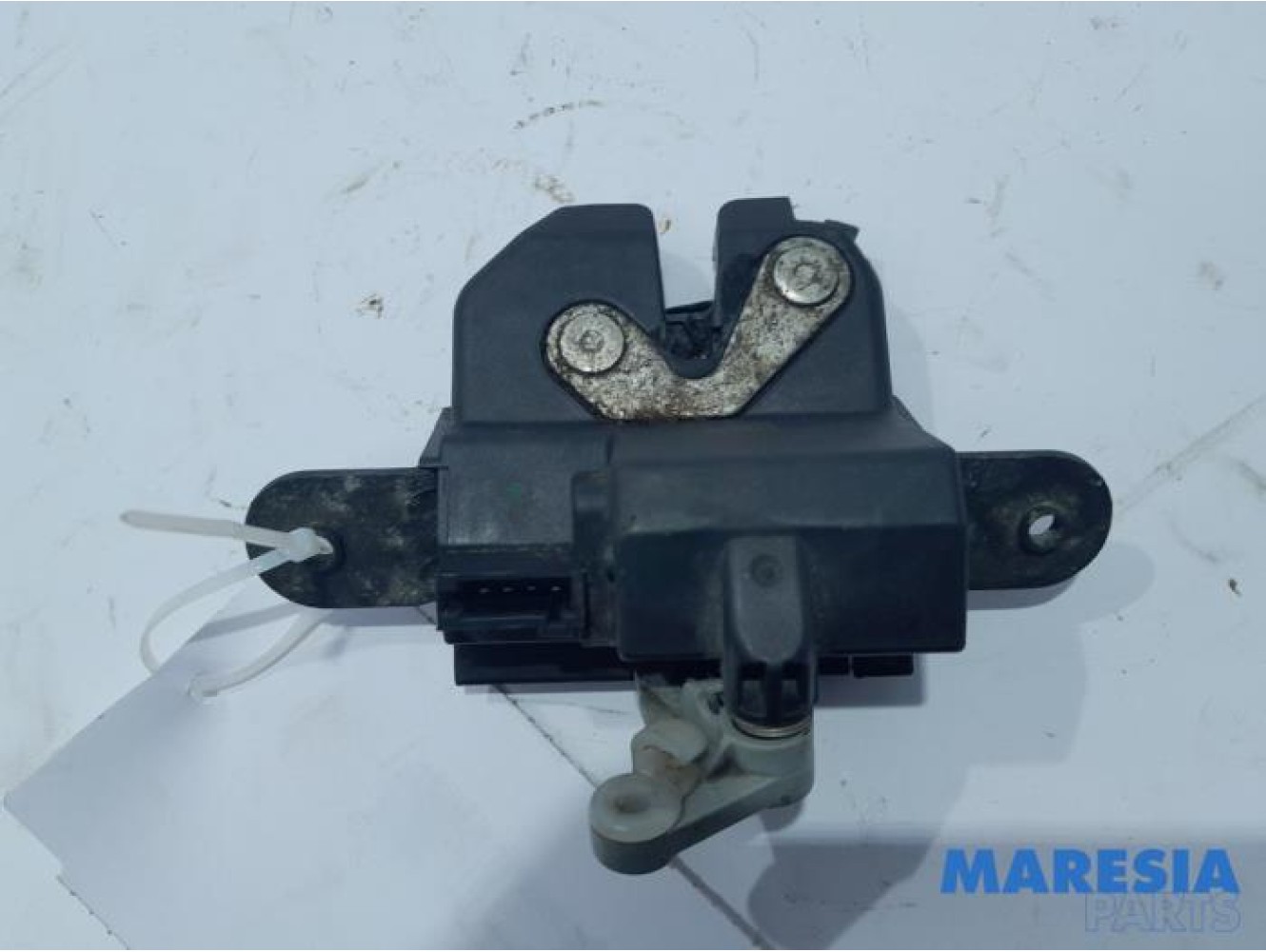 Fiat - Doblo - Tailgate lock mechanism